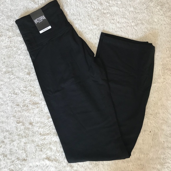 Victoria's Secret Tops - NWT - Victoria Sport Yoga Pant medium